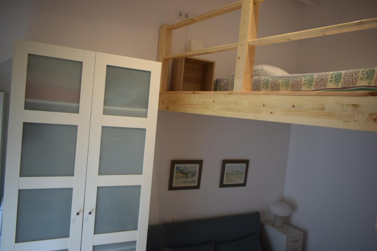 Lira Donkey Apartment เซบีญา ภายนอก รูปภาพ